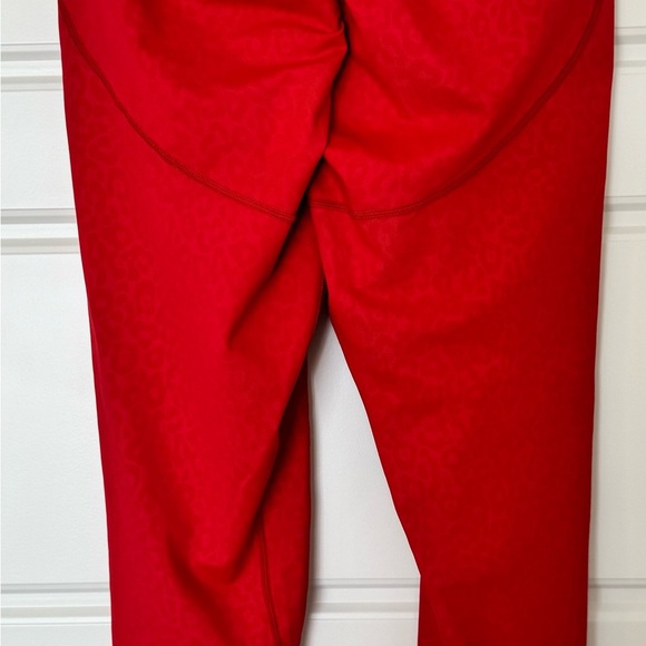 Zyia Active Scrunchie Red‎ Leopard Leggings Size 8/10 Light N Tight High Waist - Picture 2 of 10